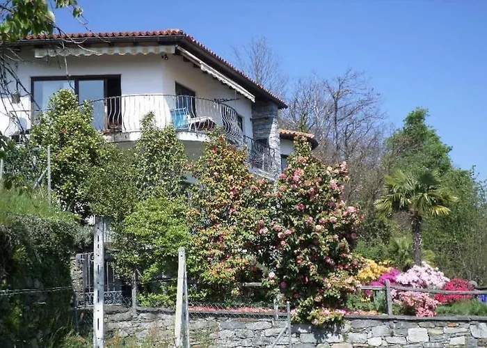 Avalon Feriehus Brissago